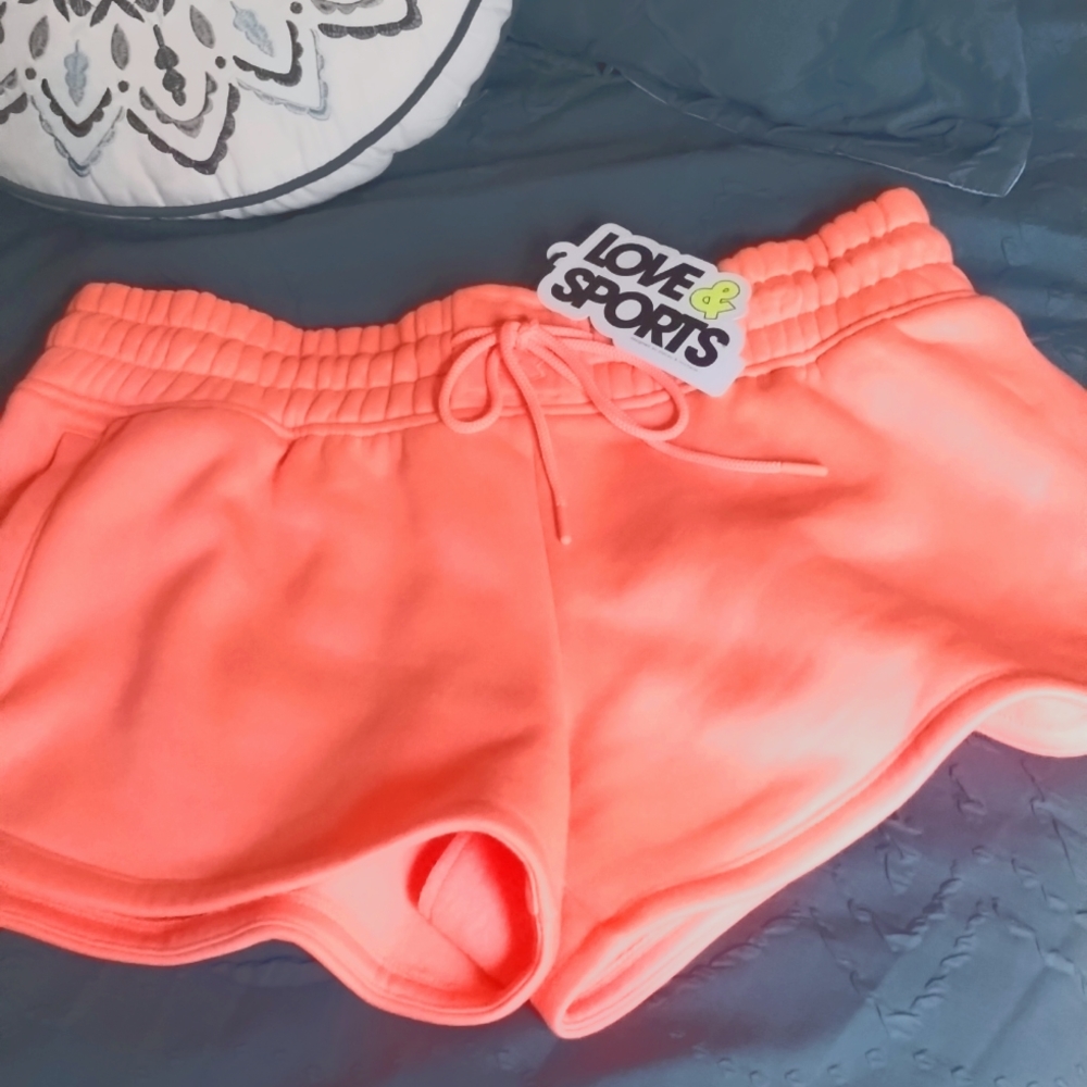 Neon orange sweat shorts